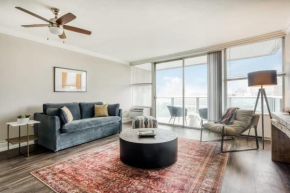 CozySuites 800 Tower 1BR with gym! 17